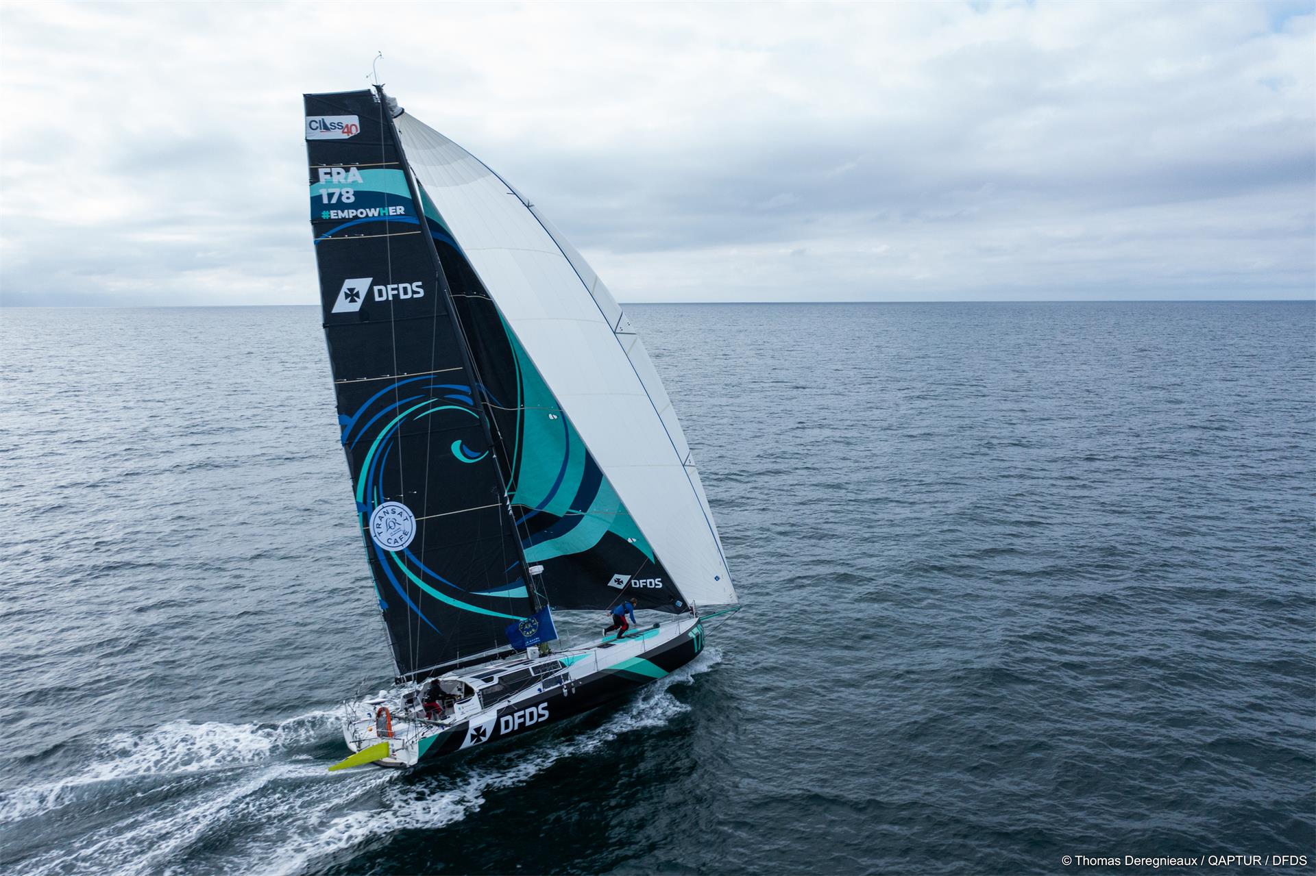 Sihovision-Built Marine Displays Serve as the "Visual Lifeline" for Round-the-World Yacht Races Sihovision-Built Marine Displays Serve as the "Visual Lifeline" for Round-the-World Yacht Races